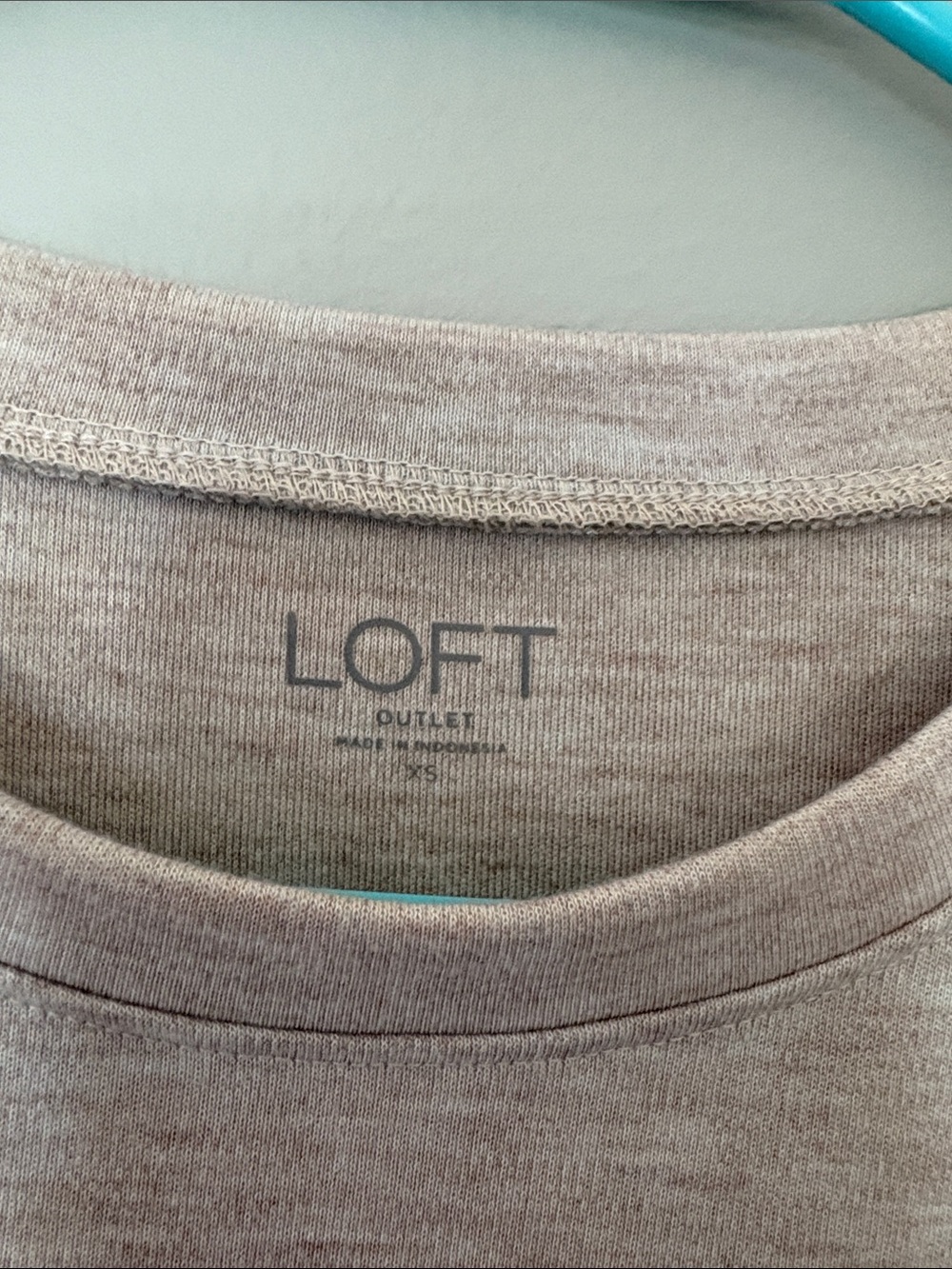 LOFT Light Taupe Puff Shoulder Long Sleeve Top - Picture 2 of 4